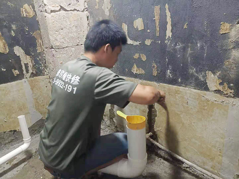 西安修水管工人整理的維修技巧，分享給大家看看，但不建議大家自己操作